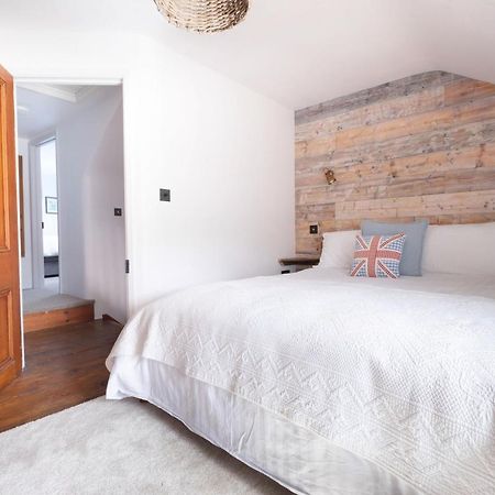Niver Dew Holiday Cottage Lower Boscaswell المظهر الخارجي الصورة